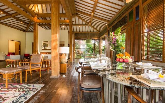 Luxury & Tropical 2br Villa In Canggu