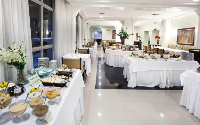 Plaza Blumenau Hotel