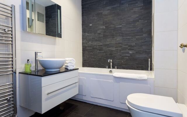 Converted Church Home with Parking, Sleeps 6