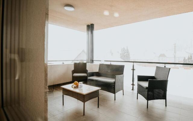 Lotus Apartman II