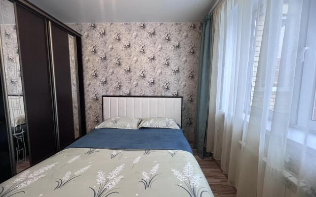 AlexHome (Alexhome) on Stroiteley Street 6