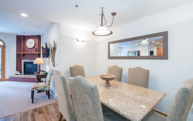 Bear Creek Lodge 203a 1 Bedroom Condo by Alpine Lodging Telluride