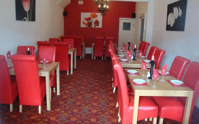 Sandhurst Hotel
