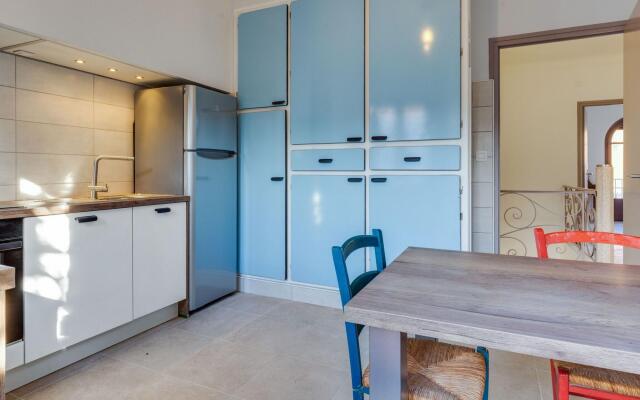 Alluring Holiday Home in Estagel with Private Pool