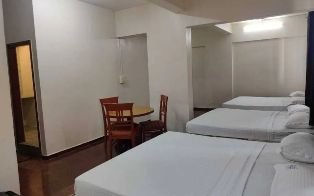 Hotel Chetan International by OYO Rooms