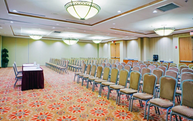 Delta Hotels Colonial Heights