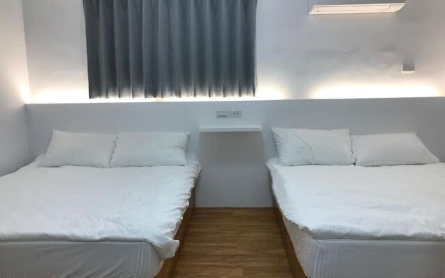 Utopia Hostel