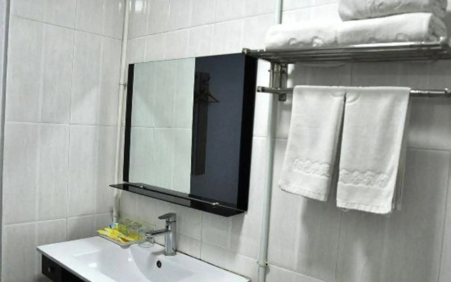 Yangguang Express Hotel