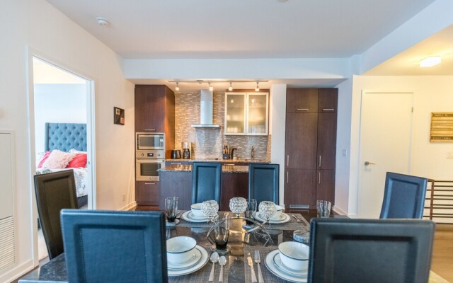 AOC Suites - Luxury Condo - City View