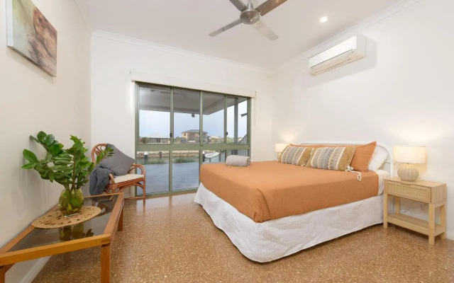 1 Kestrel Place