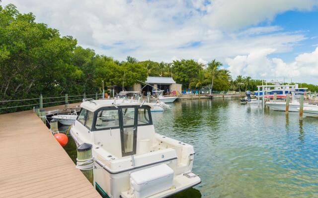 Coconut Mallory Resort And Marina By Kees Vacations