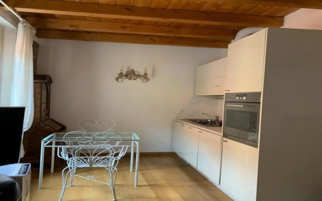 whouse suite GOLD TOWERS