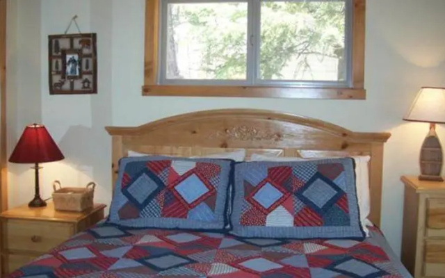 RedAwning A Huckabey Hideaway