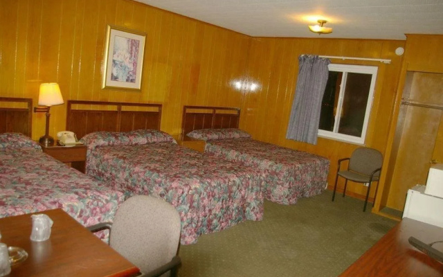 Kenwood Motel