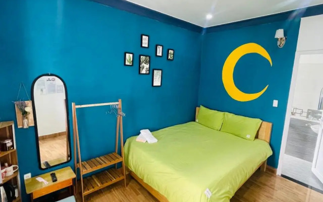 Sau Moon House