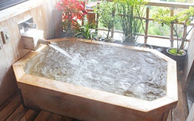 Satoyu Mukashibanashi Yuzanso Ryokan