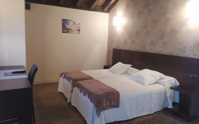 Hotel Villa Marrón