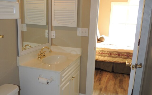 Magnolia Place #204