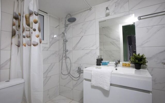 Nice Cute Apartment  in the Center of Athens