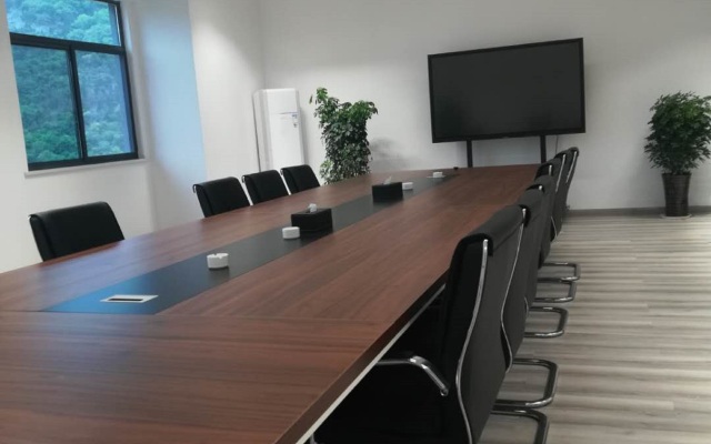 Floral Hotel · Shitai Xishuiwan bathing pool Home Hotel(bathing pool Xiquan Resort)