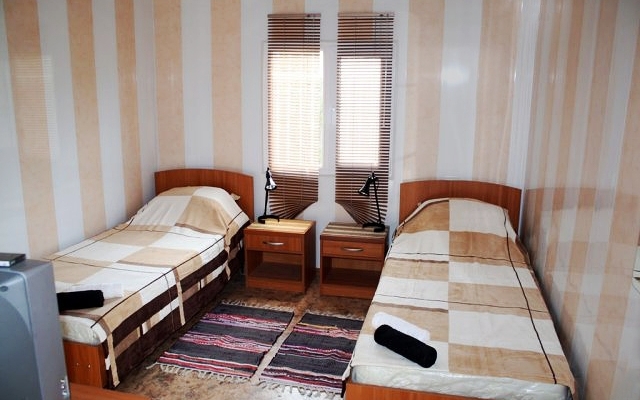 Yuznaya Palmira Hotel