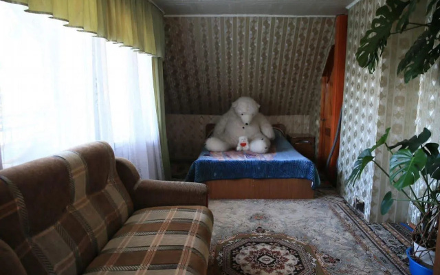 Трехэтажный дом на Ландышевой улице 10