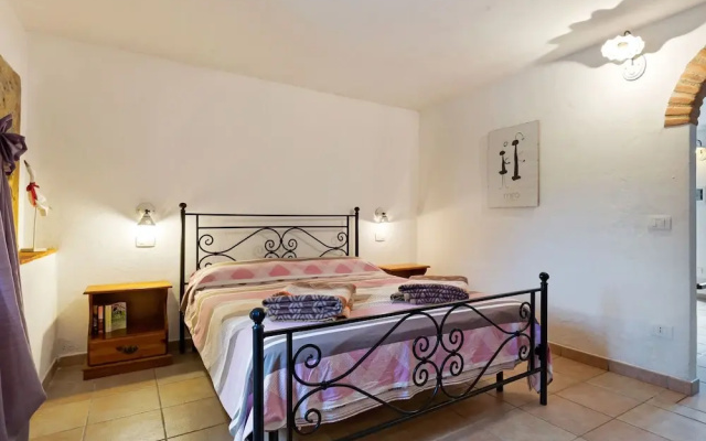 Beautiful Holiday Home in Chianti With Swimming Pool