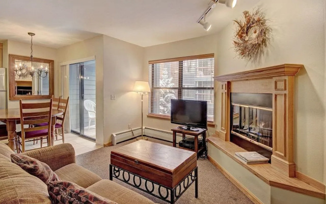 River Mtn Lodge E215D