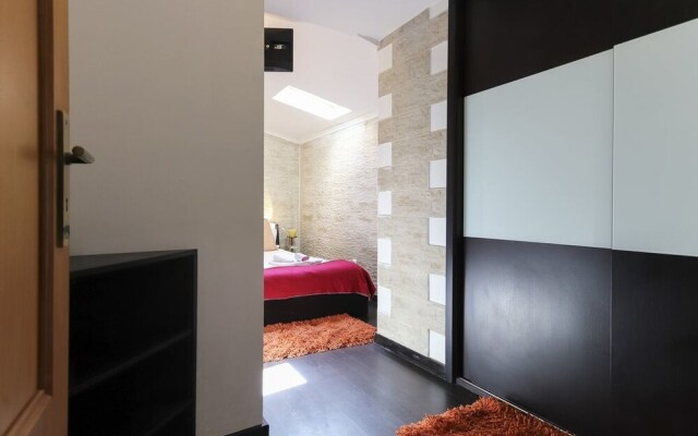 Cosy Lisbon Flat by Homing