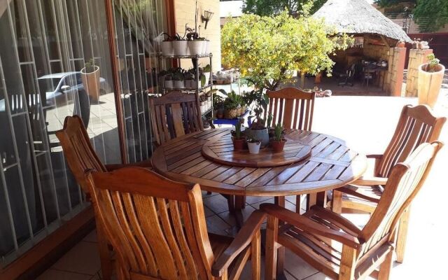 Upper Houghton Guesthouse