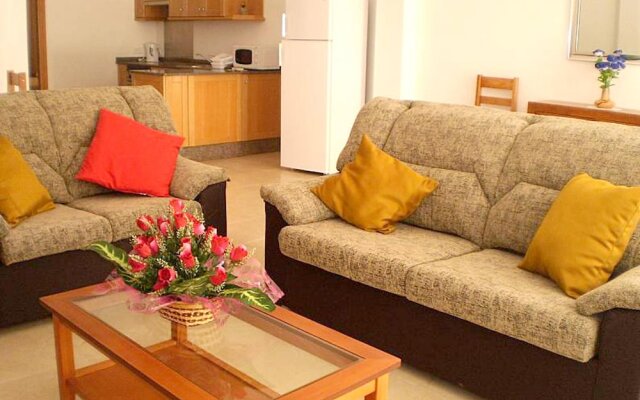 Apartment with 2 Bedrooms in Alcúdia, with Furnished Terrace And Wifi - 200 M From the Beach