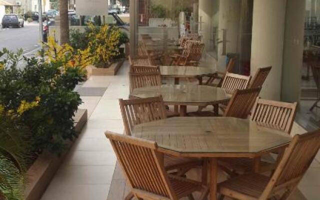 Hayali Suites