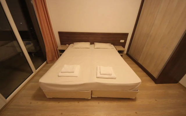 Menada Zornitsa Apartments