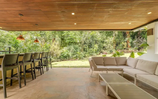 w Incredible 5BR House w Jacuzzi in El Poblado