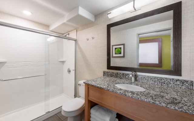 Holiday Inn Express & Suites Wheat Ridge-Denver West, an IHG Hotel