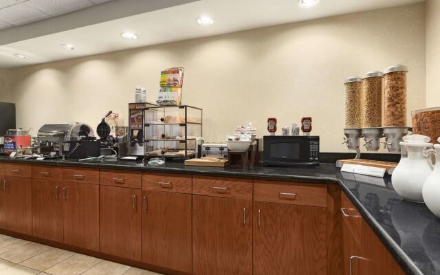 Comfort Inn & Suites