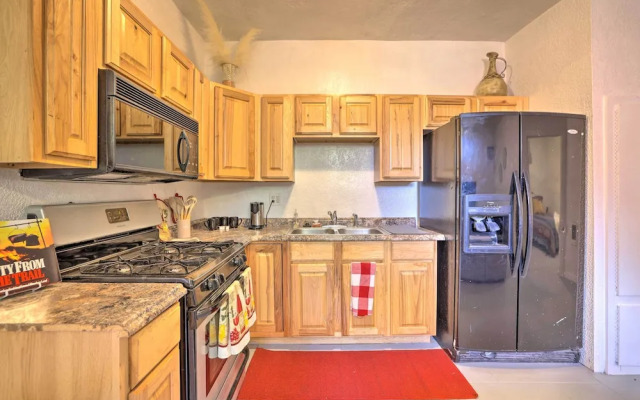 Restful Kanab Apartment, Near Trails & Parks!
