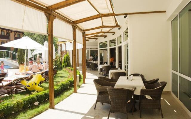 Grand Hotel Oasis