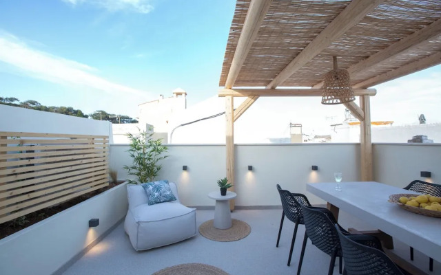 Old Town Charm-Cozy 2BR with Rooftop