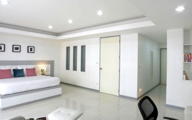 The Grand Suree Residence