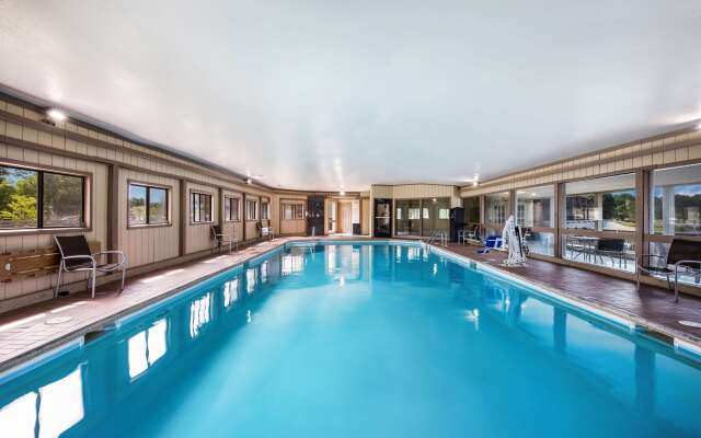 Best Western Indian Oak