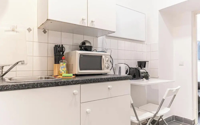 Modern Cozy Studio With City Access