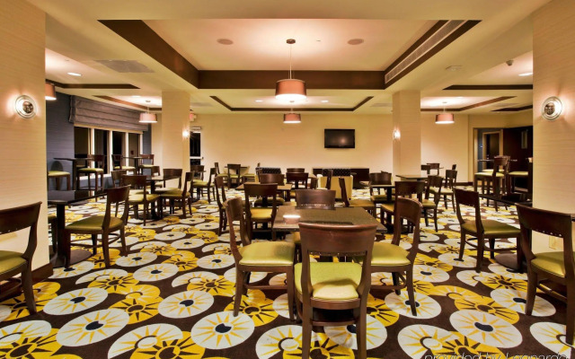 Holiday Inn Express Hotel & Suites Largo-Clearwater by IHG
