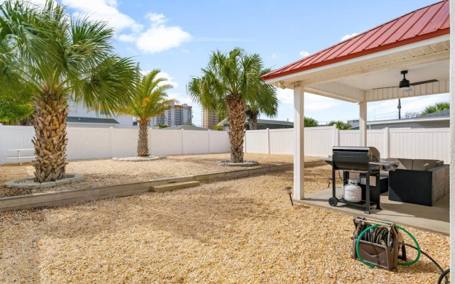 Pet Friendly Beach House - Sunset Escape