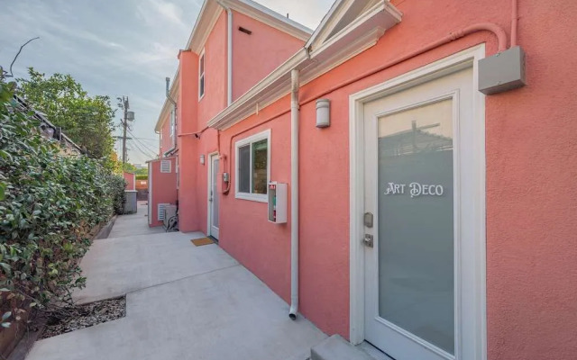 The Gower Street Bungalows by AvantStay