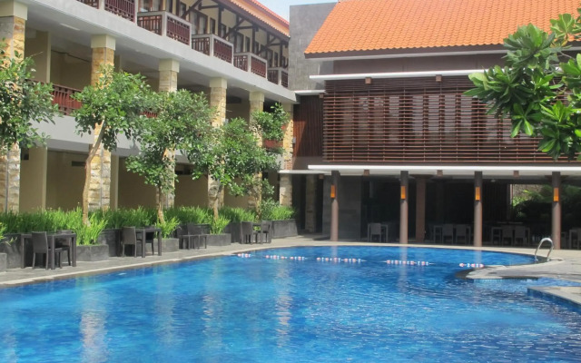 Surya Kencana Seaside Hotel