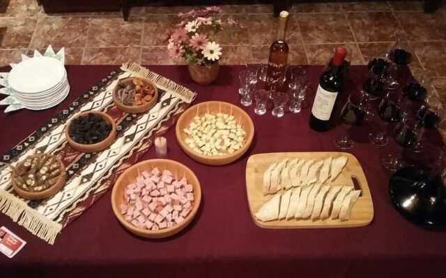 Guesthouse Lago & Wine Cellar