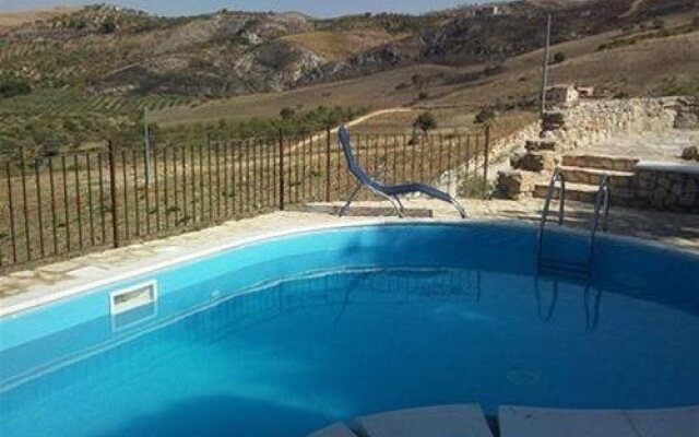 Sicilian White Horse Bed & Breakfast Sicily