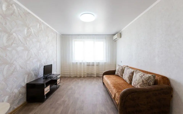 Apartments on Kubanskaya street 21 building 1
