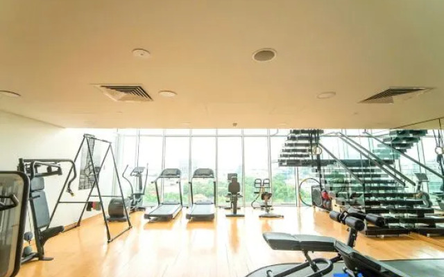 Serenity Saigon Sky Villas - Free One Way Airport Shuttle